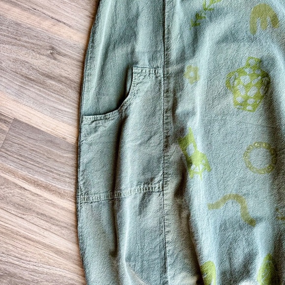 Hand-Painted Olive Green Short Sleeve Pocket Dress Unique Artwear (Fits M/L) - Picture 4 of 11